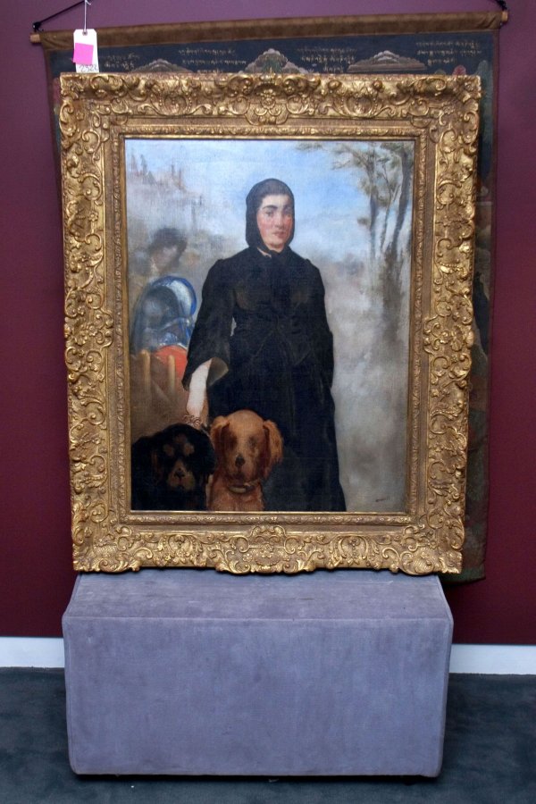 Едуар Мане (1832–1883) и Едгар Дега (1834–1917) имат някои общи неща: те са родени в буржоазни парижки семейства, изучават едни и същи стари майстори в Лувъра, пътуват до едни и същи страни и имат много общи приятели. Изкуството им обаче е много различно.

Точно сравнението и контрастът са обект на тази грандиозна изложба. Паралелите (най-вече по тема) са завладяващи. 
За изложбата картината „Олимпия“ на Мане за първи път прекосява Атлантика.